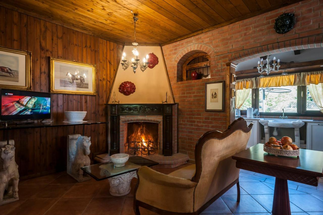 Podere Sant'Angelo Aparthotel Vernasca Екстериор снимка