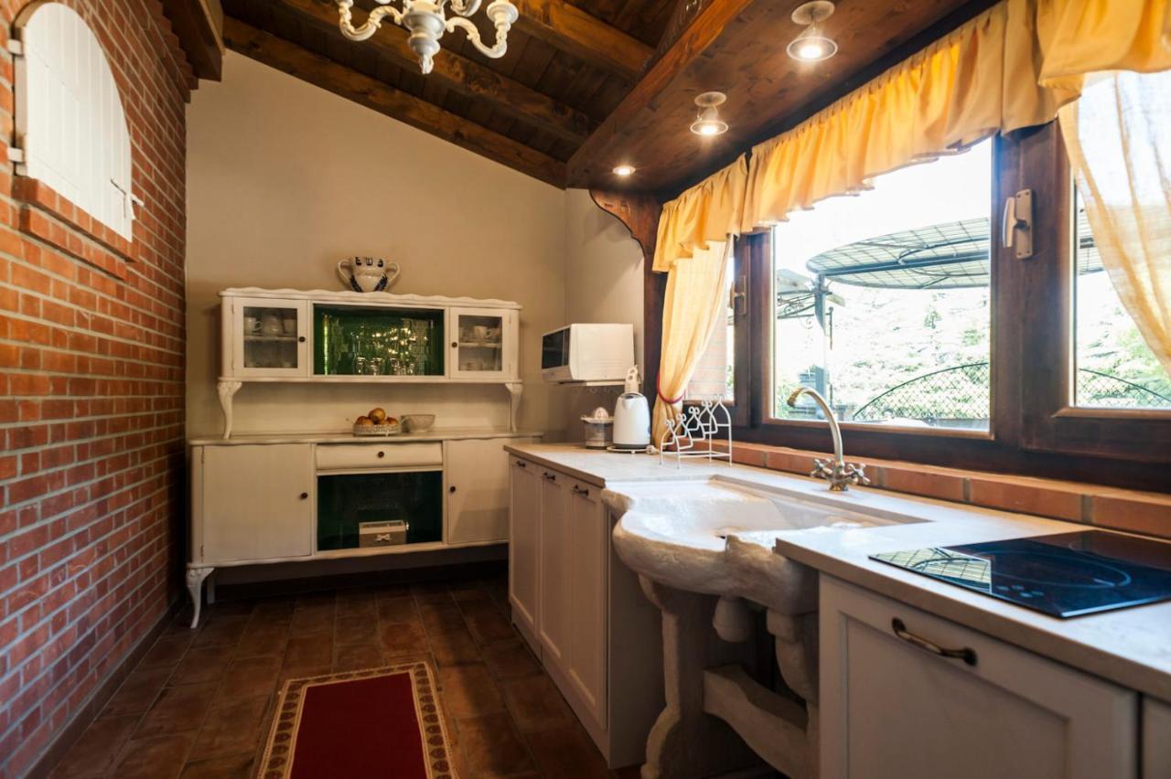 Podere Sant'Angelo Aparthotel Vernasca Екстериор снимка